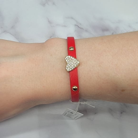 SALE 3 for $30 BCBGeneration Rhinestone Heart Bracelet - Picture 7 of 7